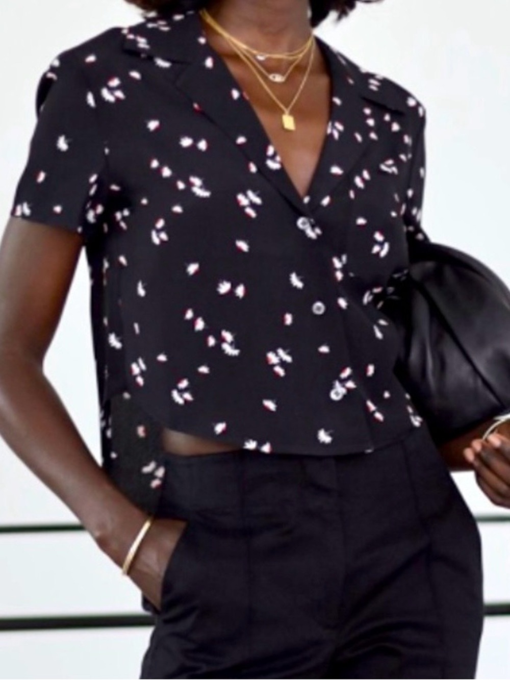 Thakoon short sleeve crop Daisy Print button down blouse.  Size S